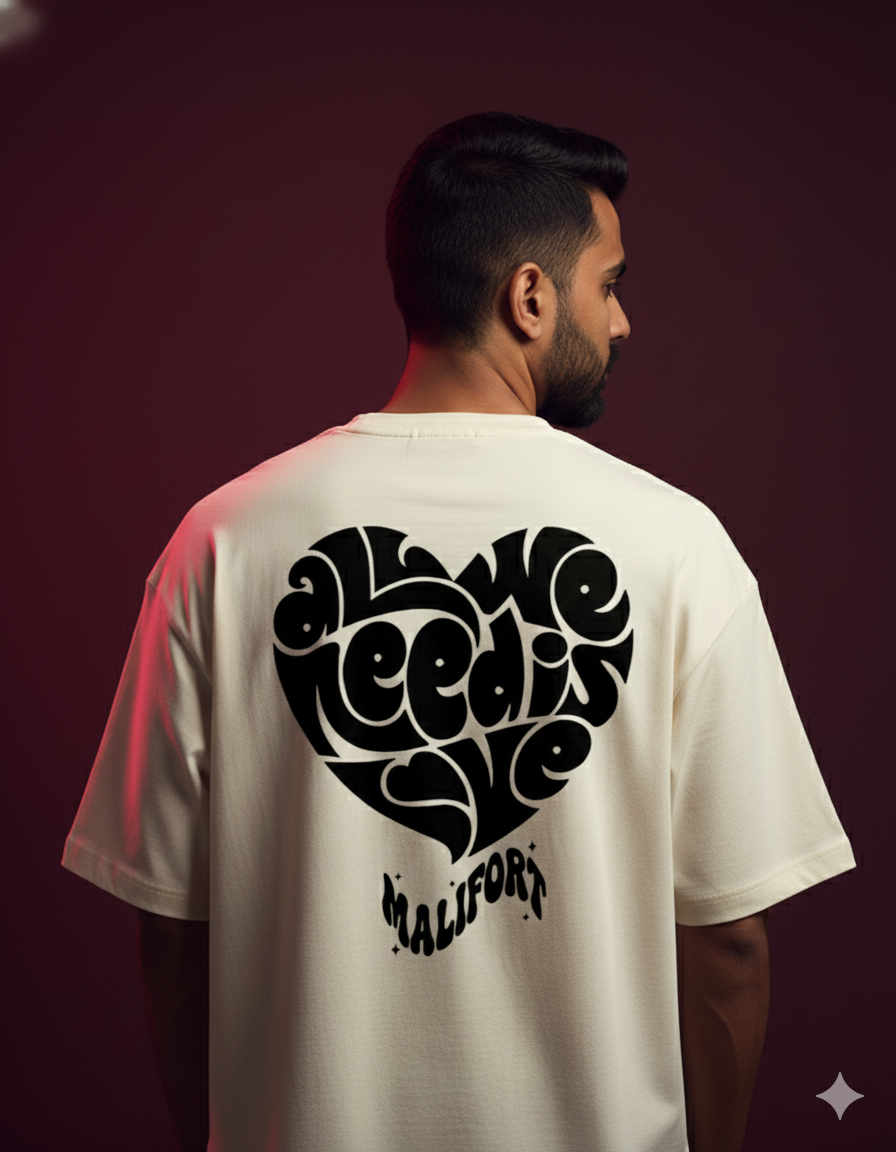 Love Oversized Classic T-Shirt puff Black